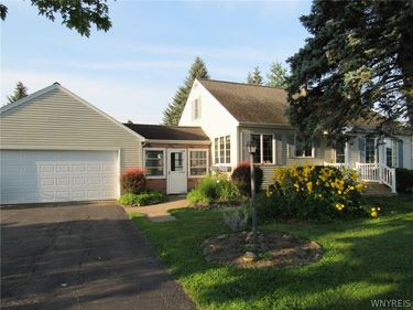 3996 Upper Mountain Road, Sanborn, NY 14132