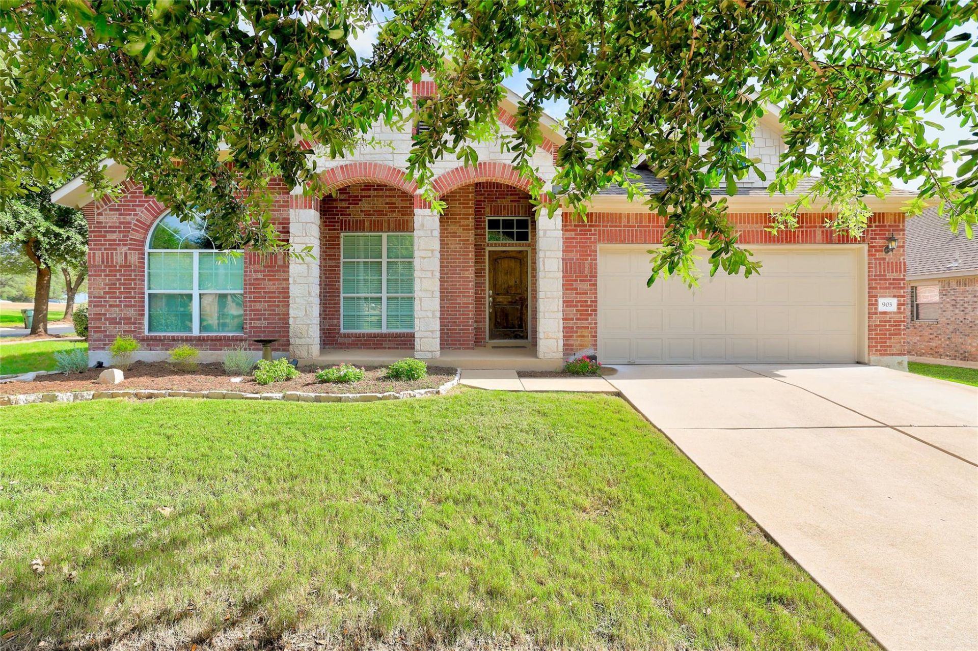 903 Madrone Dr, Georgetown, TX 78628 Main Photo