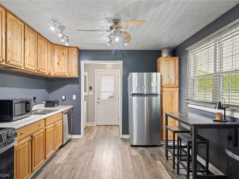 5684 Stanford Avenue, Youngstown, OH 44515 Photo 6