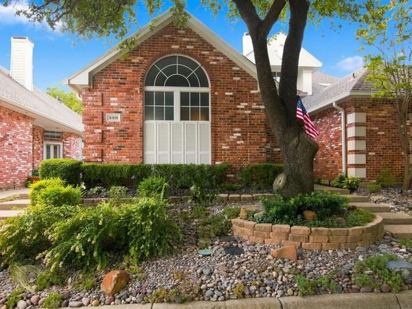 528 Chateau Trail, Arlington, TX 76012