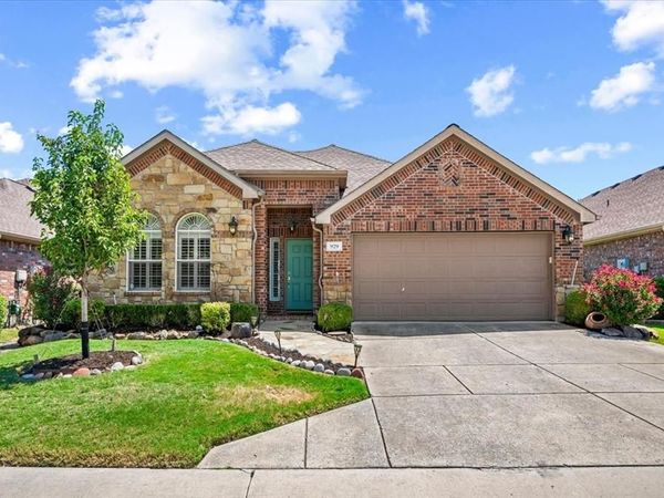 929 Oakland Hills Drive, Fairview, TX 75069