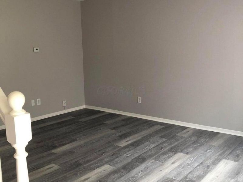 5684 Crossing Court , Unit 6, Columbus, OH 43231 Photo 4