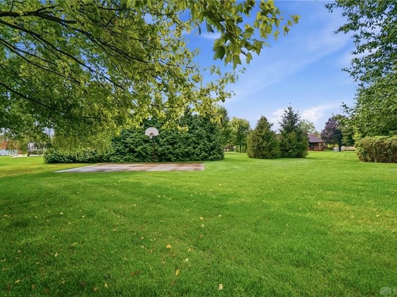2360 Seneca Drive, Troy, OH 45373 Photo 80