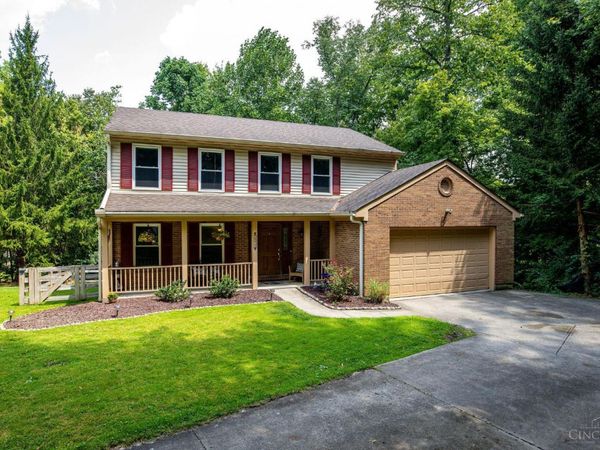 2352 Neeb Road, Cincinnati, OH 45233
