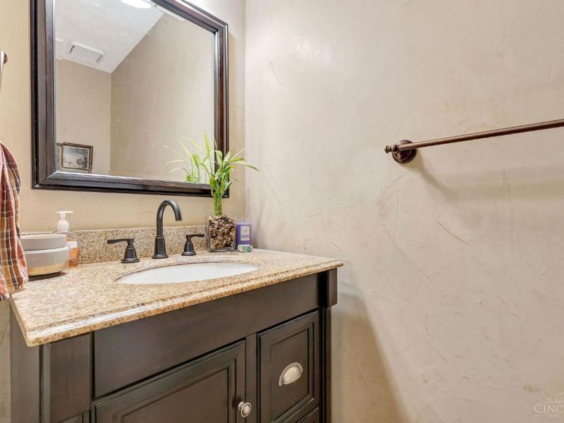 2352 Neeb Road, Green Township, OH 45233 Photo 6