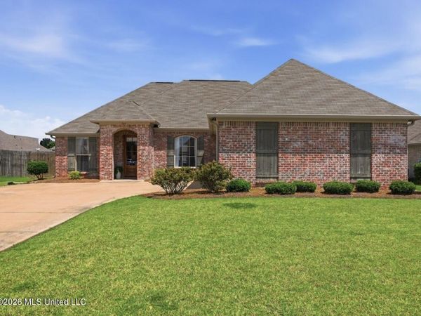 521 Carpenter Cove, Madison, MS 39110