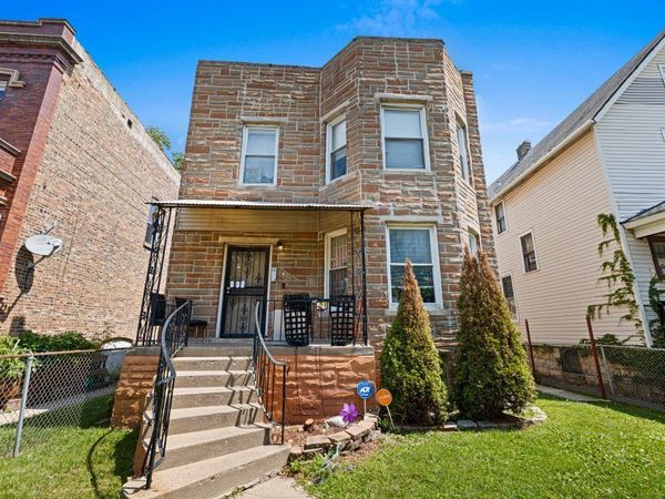 1015 N Central Avenue , Chicago, IL 60651
