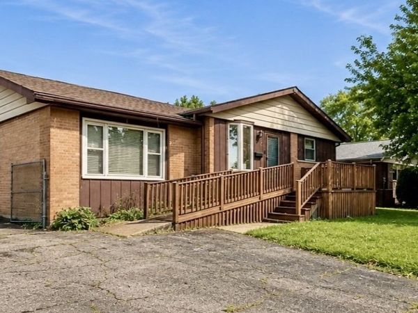 4323 Mann Street , Oak Forest, IL 60452