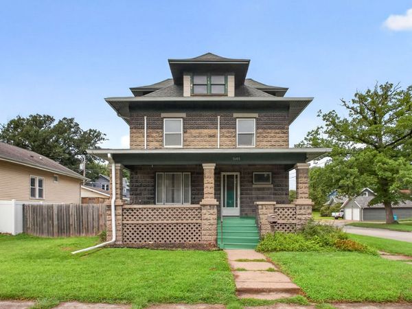 1600 29 1/2 Street , Rock Island, IL 61201