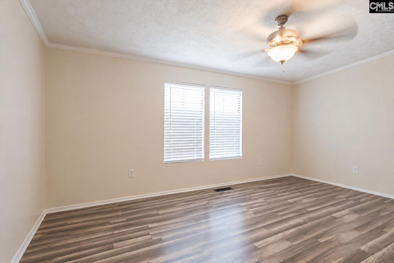 80 Carriage Hill Place Photo 14