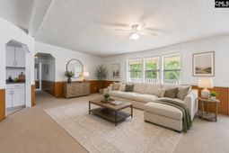80 Carriage Hill Place photo 4