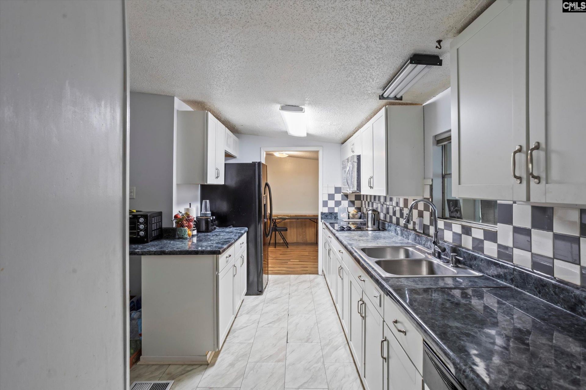 80 Carriage Hill Place Photo 8