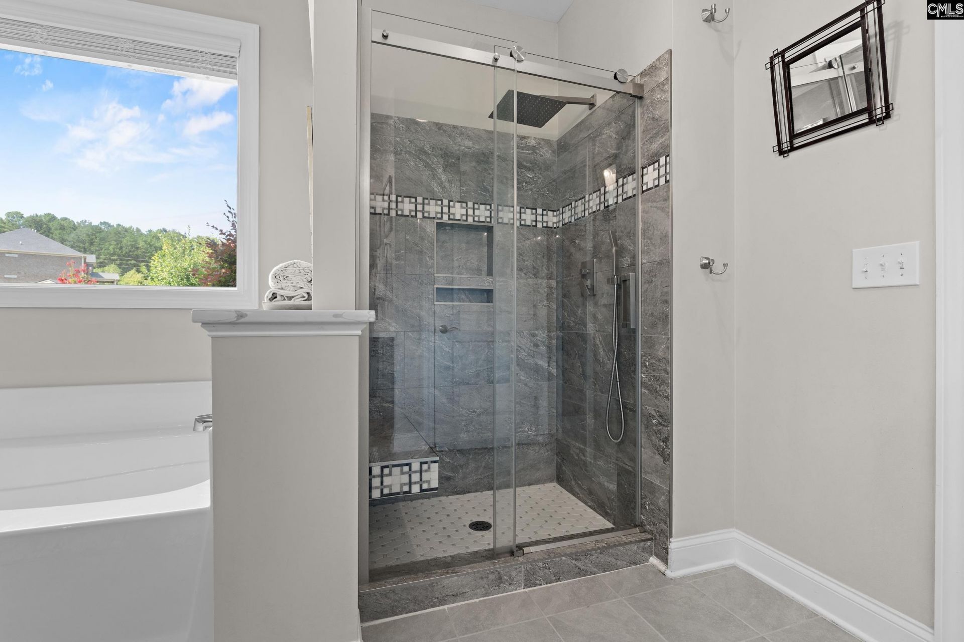 429 Wentworth Way Photo 17