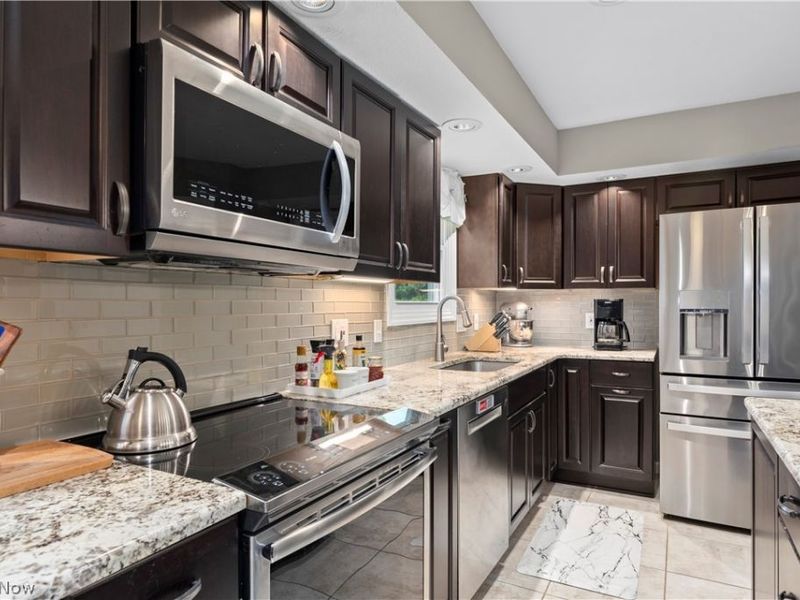 3270 N Ridge Road, Vermilion, OH 44089 Photo 14