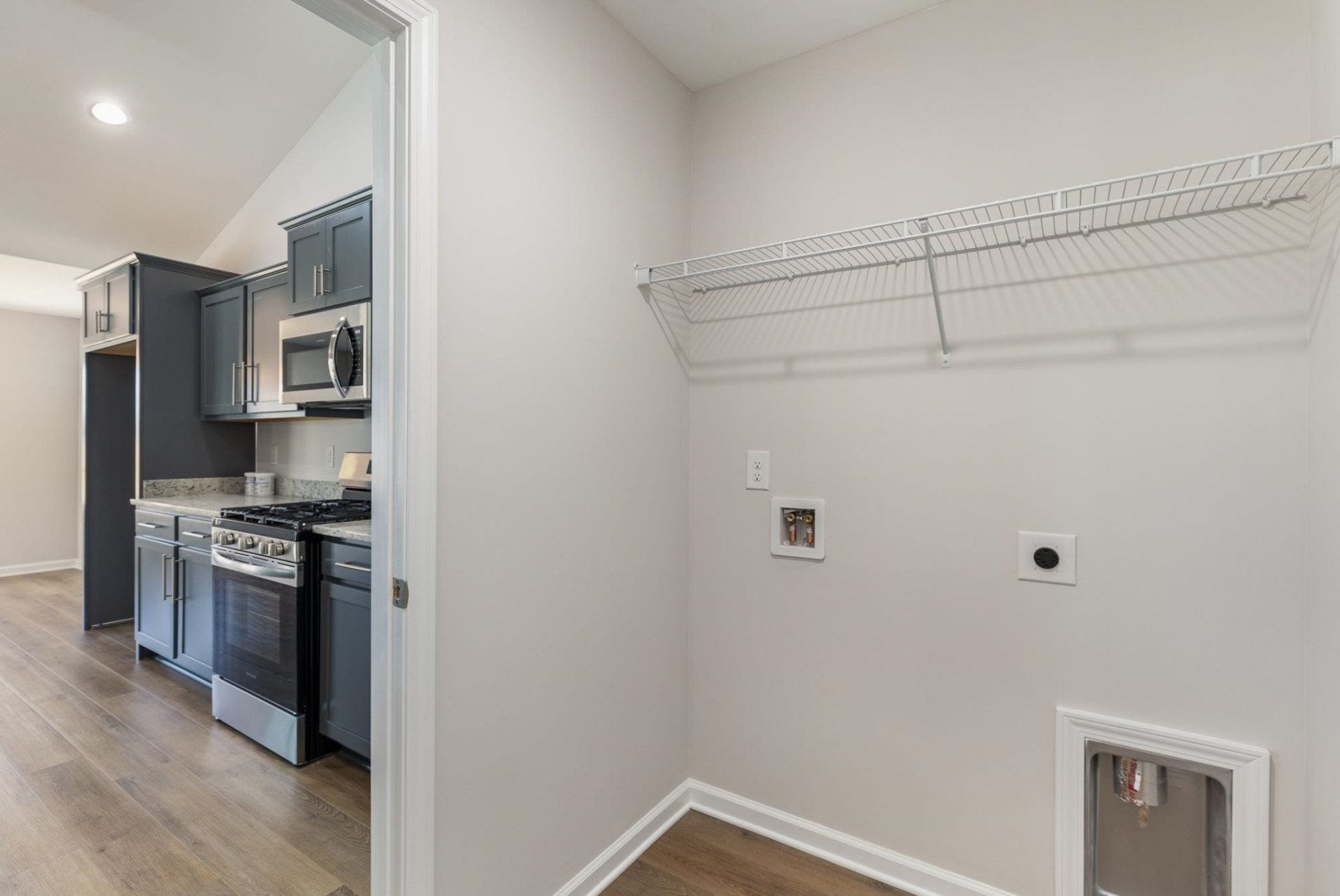 319 Barn Owl Way Photo 8