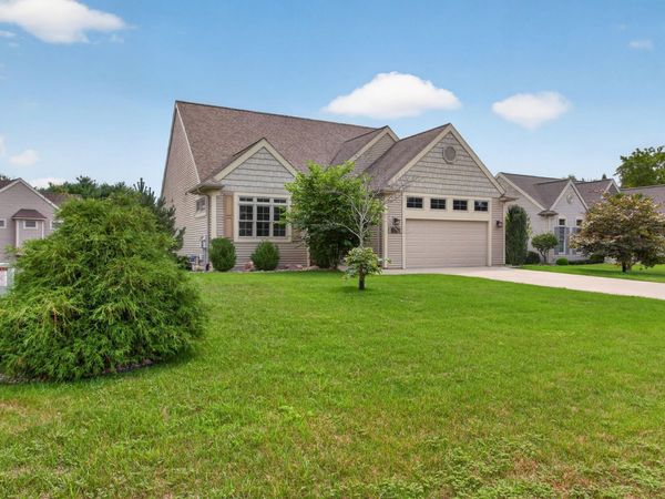 3605 Deerfield Court, Grass Lake, MI 49240