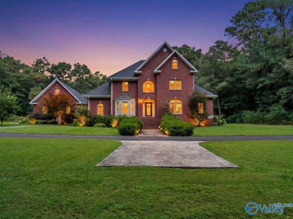 939 Everett Road, Rainsville, AL 35986