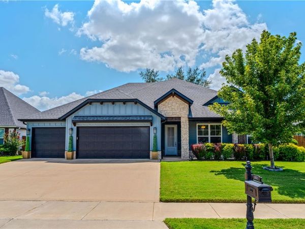1031 Red Maple Street, Centerton, AR 72719