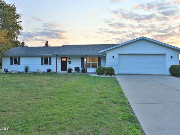 121 Avalon Drive , Bryan, OH 43506