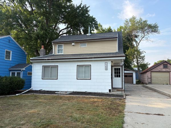 1309 4th Street, Brookings, SD 57006