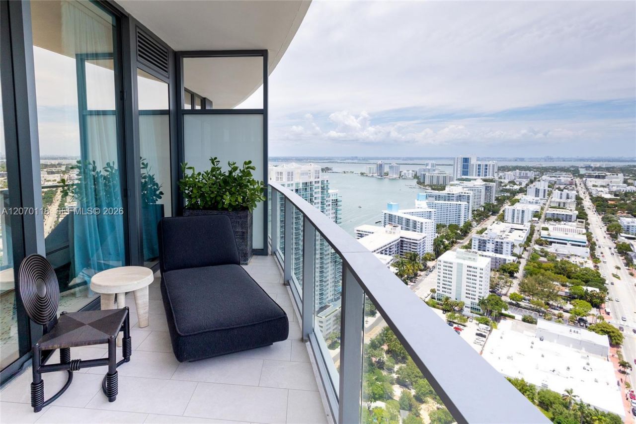 501 West Ave , Unit 3404, Miami Beach, FL 33139 Photo