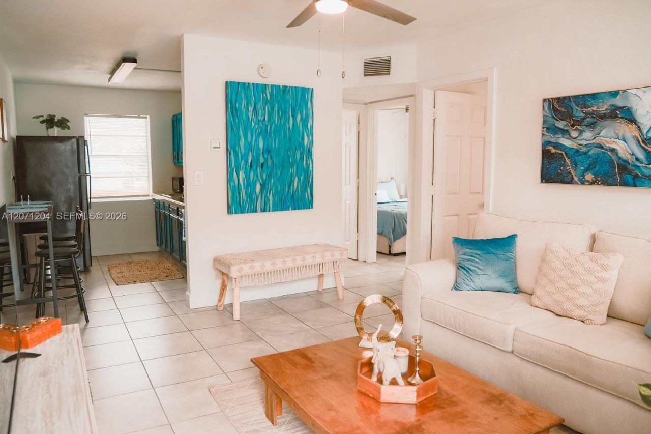 608 5th St, Unit 10, West Palm Beach, FL 33401 Photo