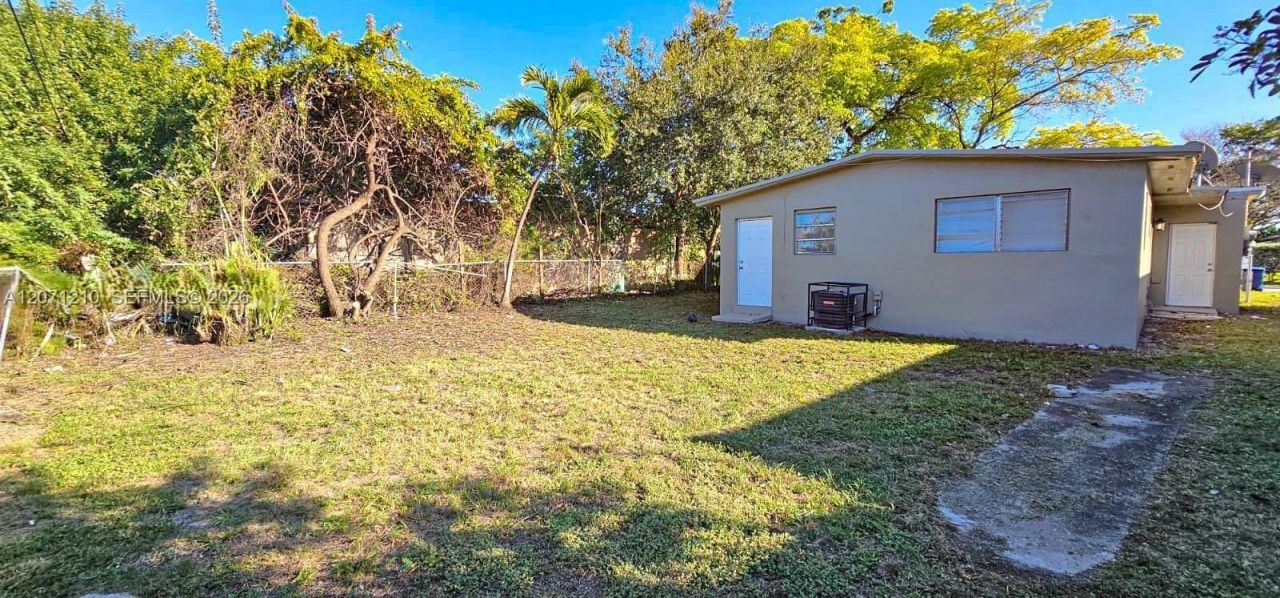 2781 NW 13th Ct, Fort Lauderdale, FL 33311 Photo