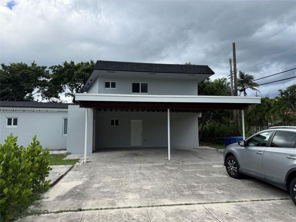 17690 NE 19th Ave , North Miami Beach, FL 33162