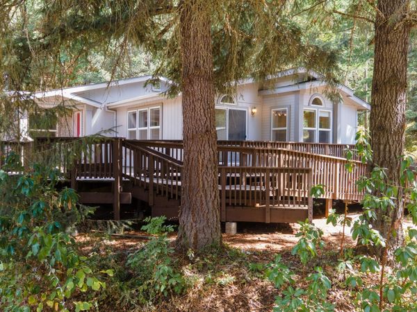 862 Autumn Lane, Glendale, OR 97442