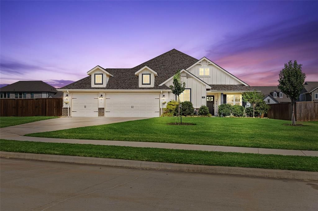 104 Kens Court, Pilot Point, TX 76258 Main Photo