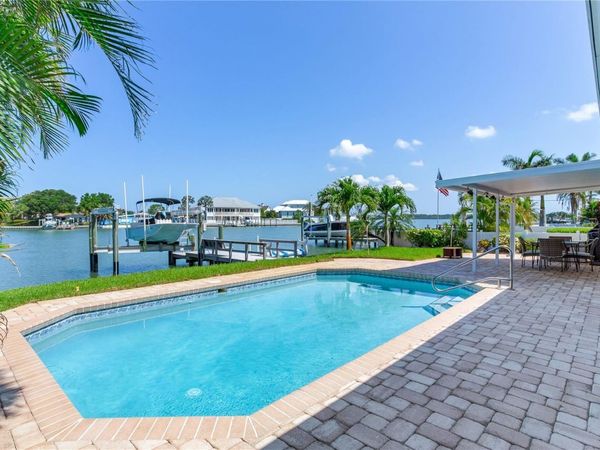 16458 REDINGTON DRIVE, REDINGTON BEACH, FL 33708