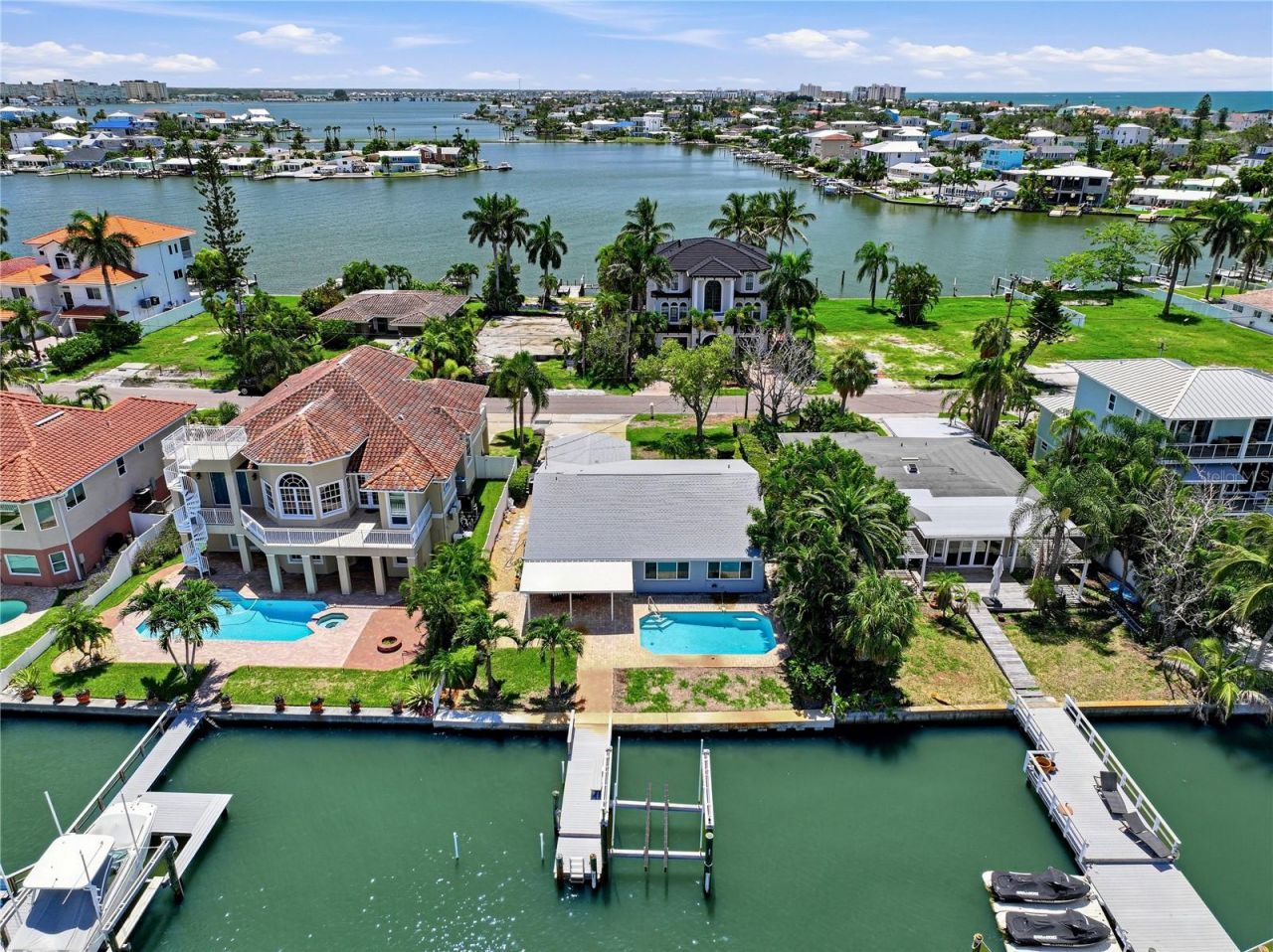 16458 Redington Drive, Redington Beach, FL 33708 Photo