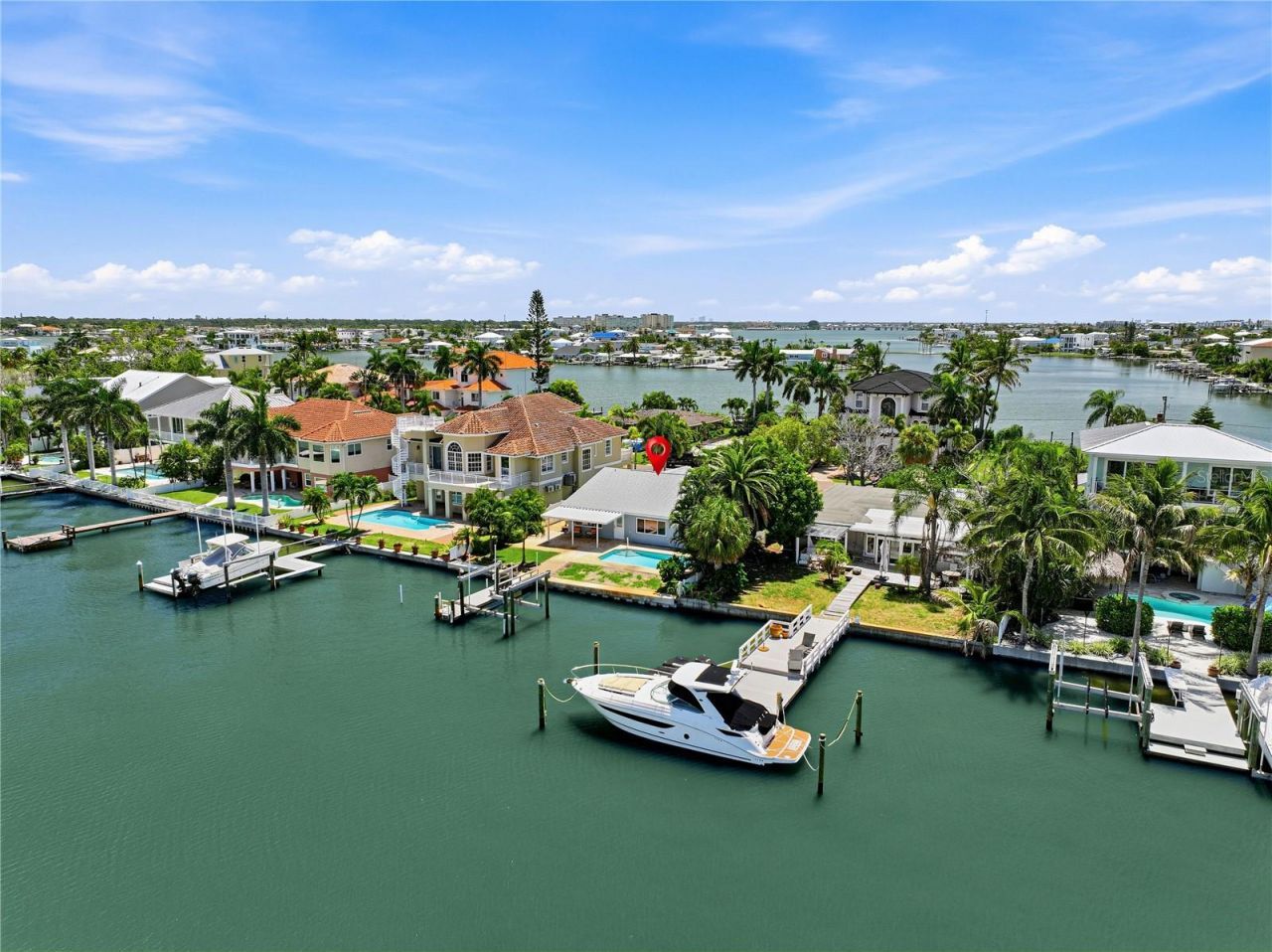 16458 Redington Drive, Redington Beach, FL 33708 Photo