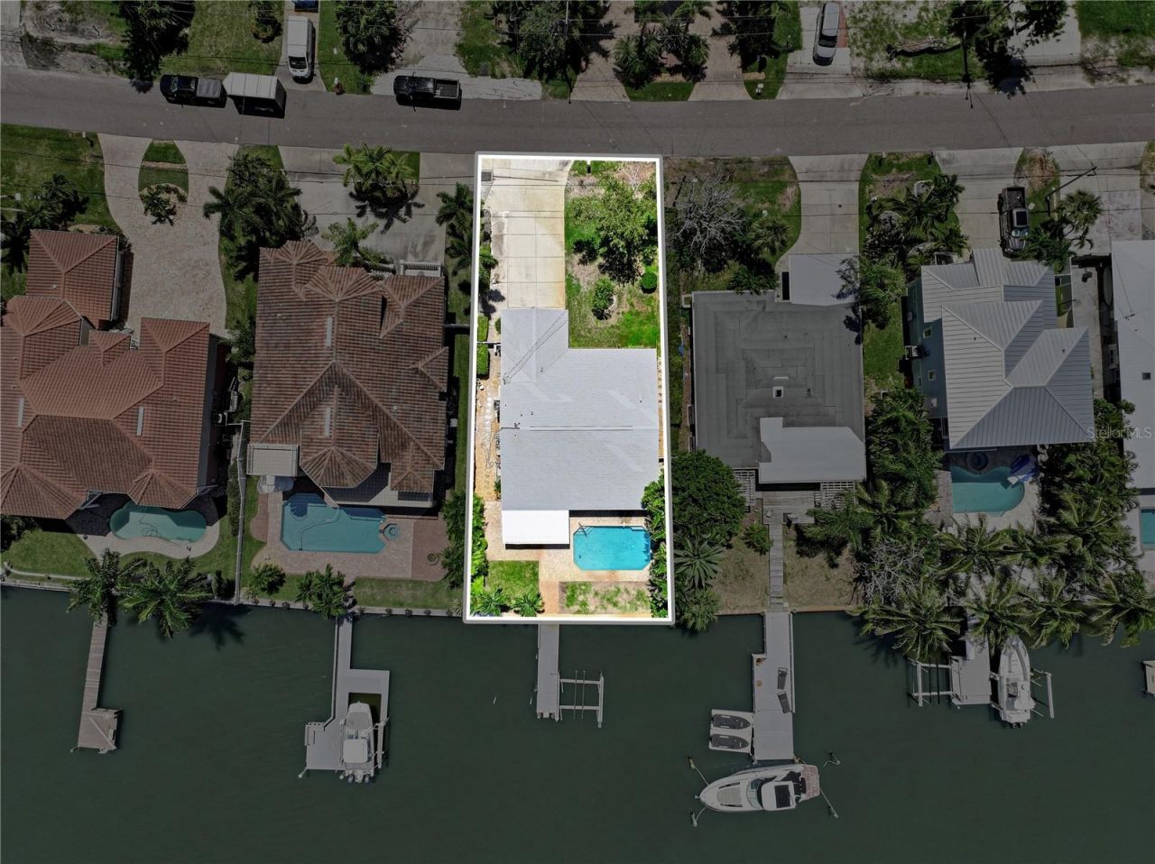 16458 Redington Drive, Redington Beach, FL 33708 Photo