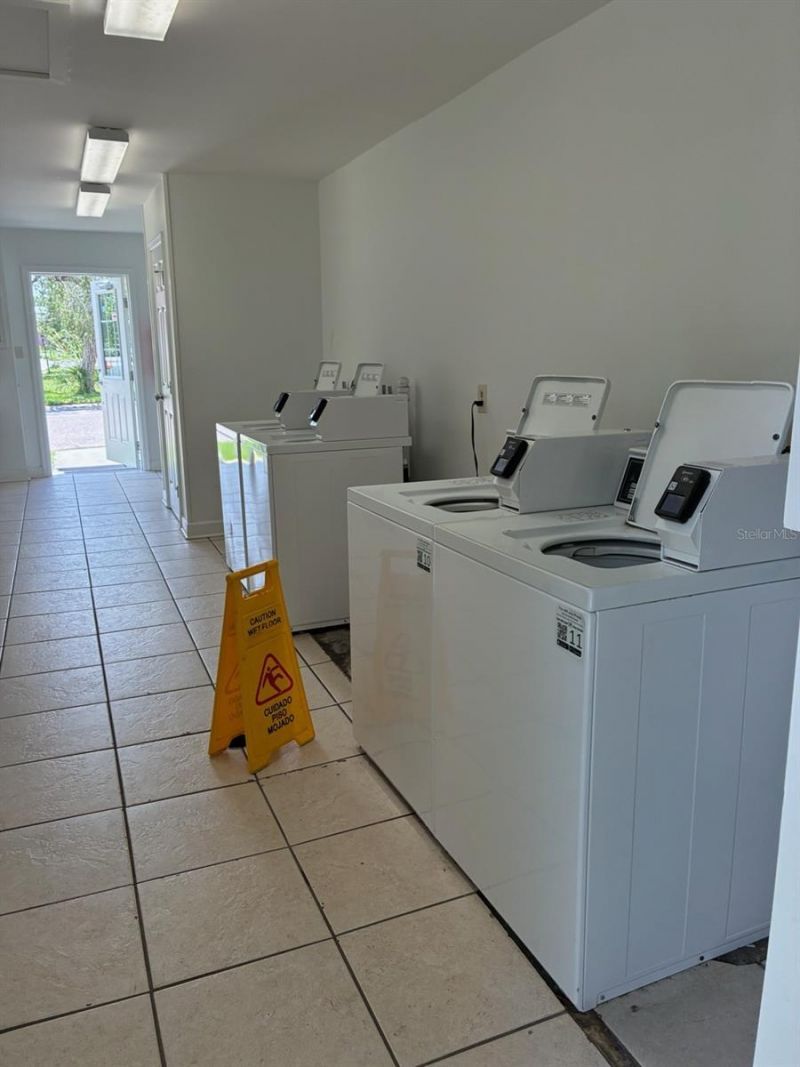 1124 85th Terrace N, Unit D, Saint Petersburg, FL 33702 Photo