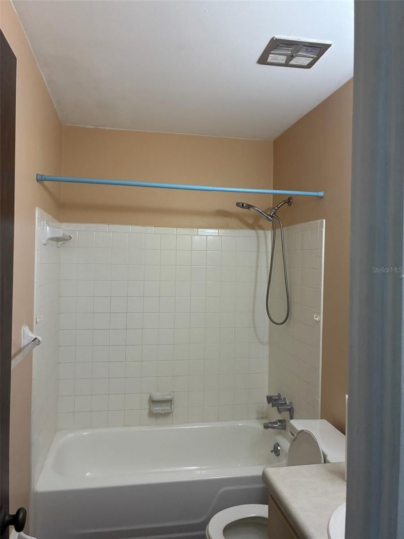 1124 85th Terrace N, Unit D, Saint Petersburg, FL 33702 Photo