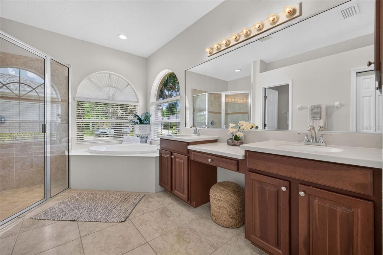 6627 Bobby Jones Court , Palmetto, FL 34221 Photo