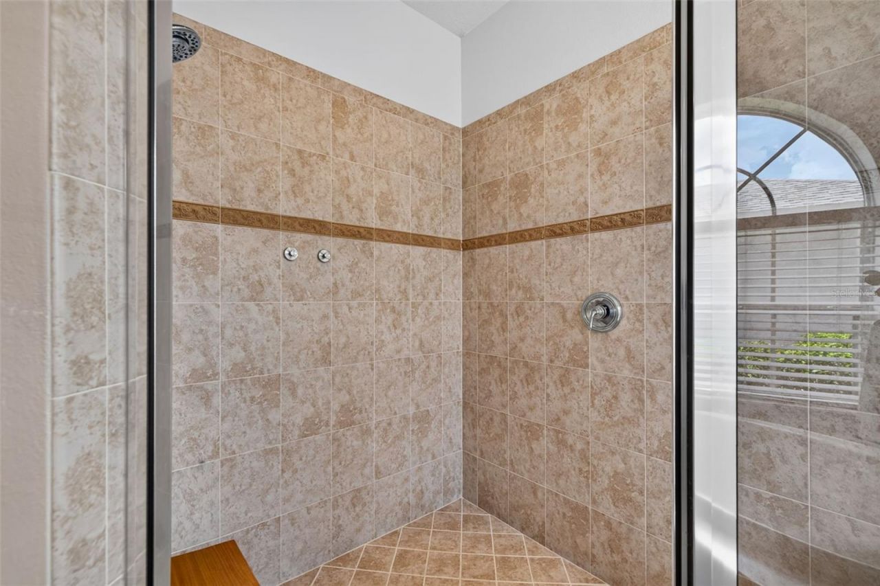 6627 Bobby Jones Court , Palmetto, FL 34221 Photo