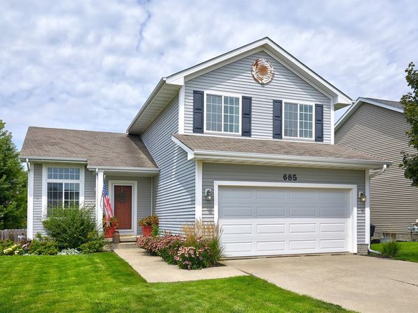 685 SE Woodcreek Drive, Waukee, IA 50263