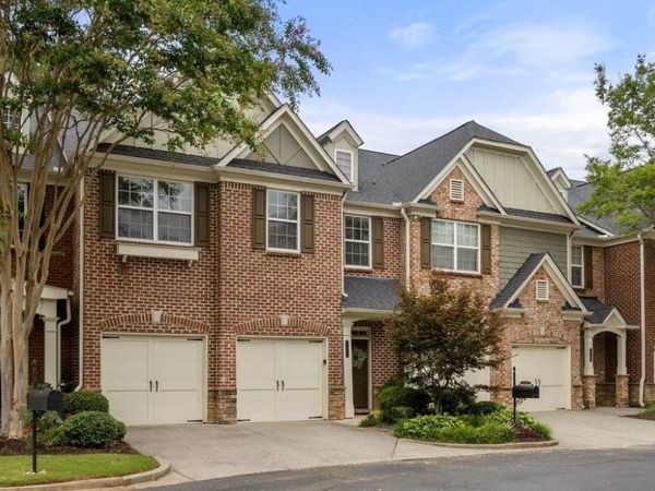 1606 Lexington Drive, Roswell, GA 30075
