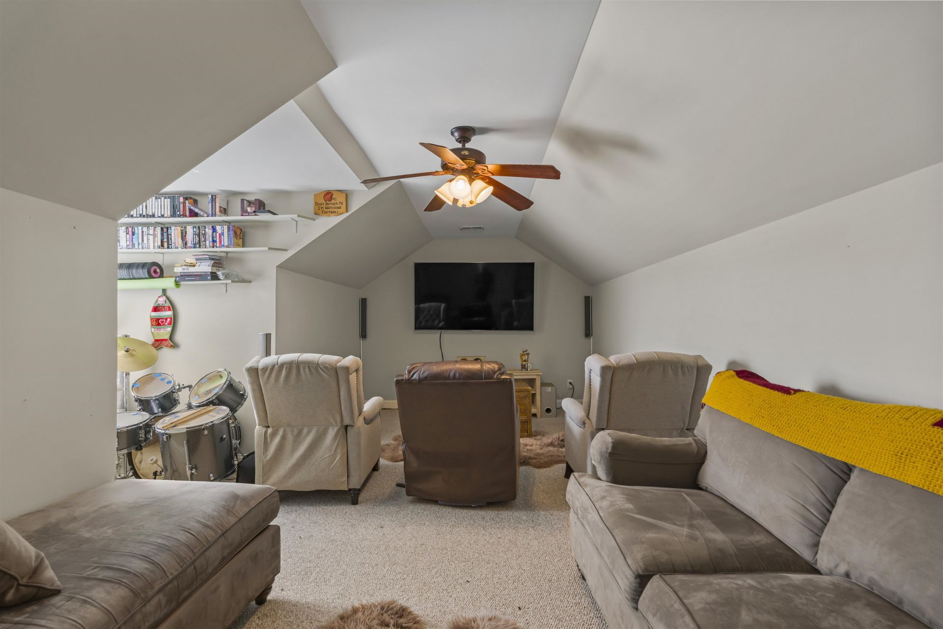 906 Anson Ct. Photo 34