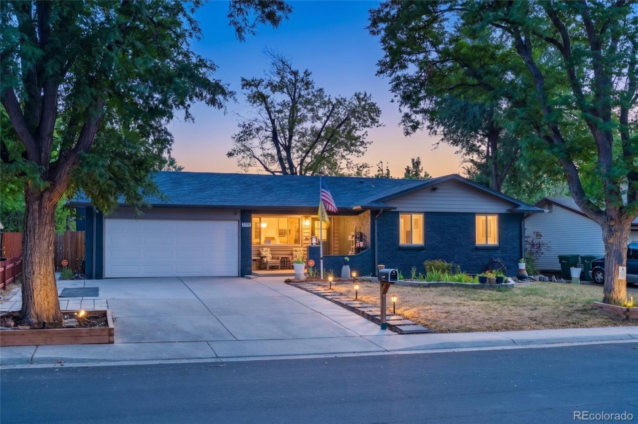 12562 E Exposition Drive, Aurora, CO 80012 Main Photo