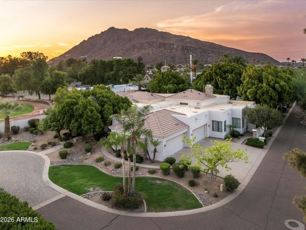 6243 E CAMELBACK Road, Scottsdale, AZ 85251