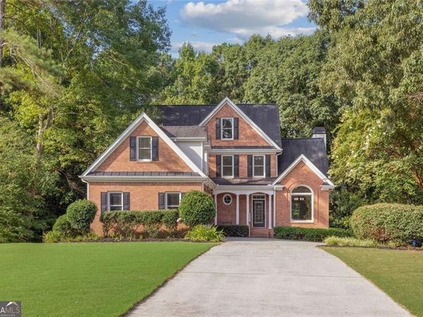 395 Amberbrook Circle, Grayson, GA 30017