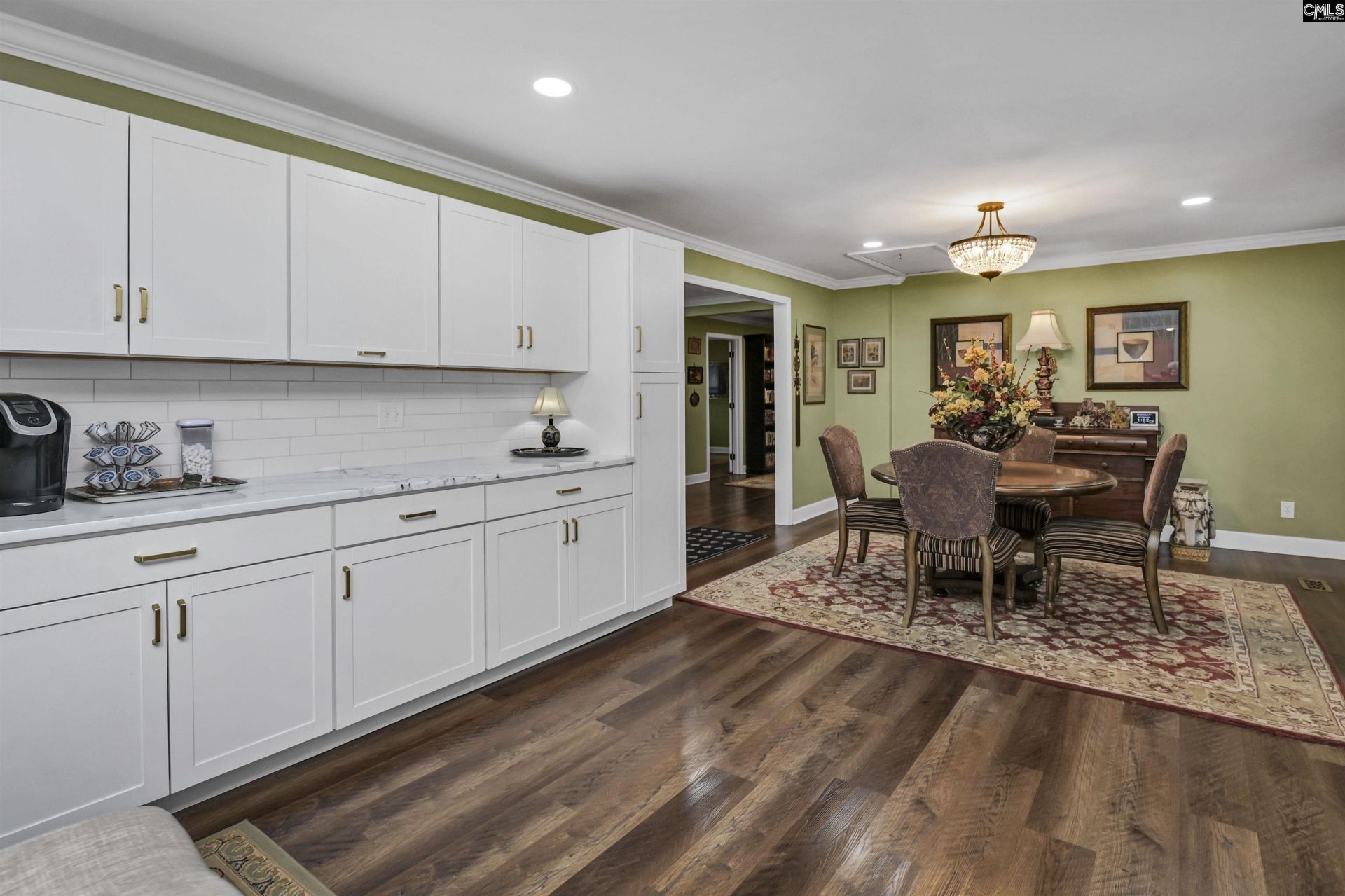 204 Breezy Hill Road  Photo 10