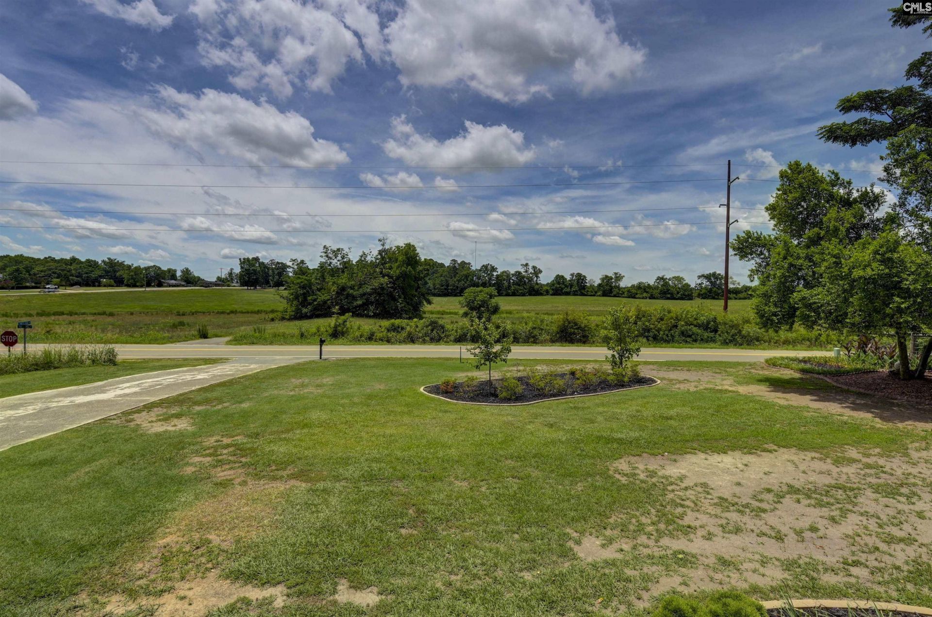 204 Breezy Hill Road  Photo 33