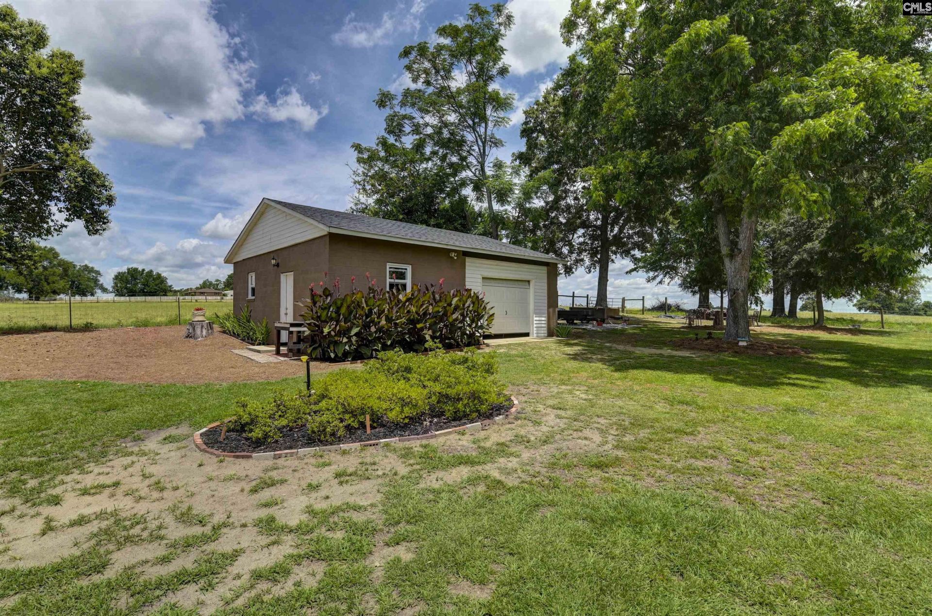 204 Breezy Hill Road  Photo 41