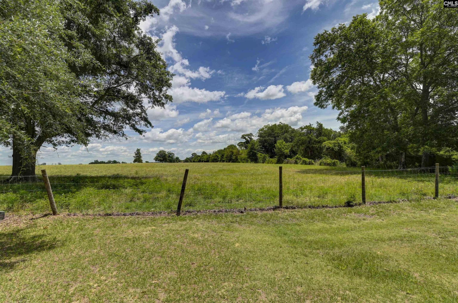 204 Breezy Hill Road  Photo 44