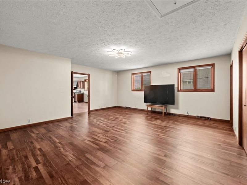 832 S Main Street, North Canton, OH 44720 Photo 24