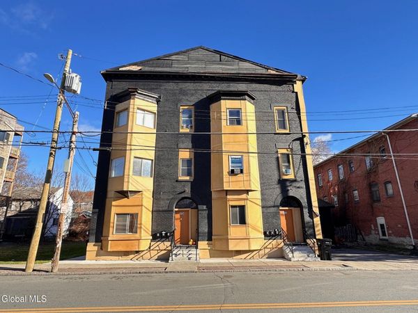 3134 6th Avenue, Unit 3, Troy, NY 12180